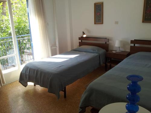 Cozy Seaside Apartment Loutraki