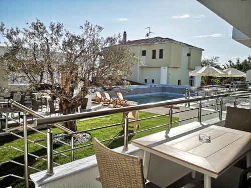 Gallery image of Sera-Nata Superior Suites in Nikiti