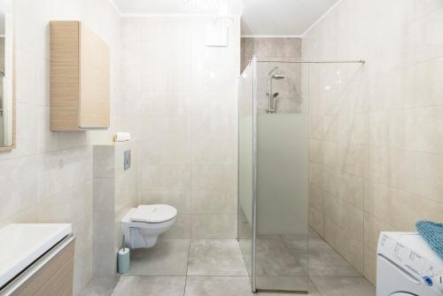 Ένα μπάνιο στο Apartamenty Stare Zoo Zajezdnia