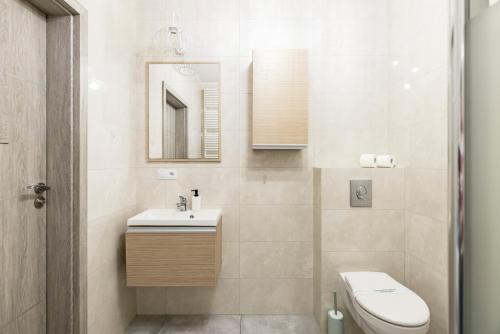 Ένα μπάνιο στο Apartamenty Stare Zoo Zajezdnia