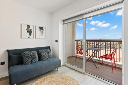 WELCS ESTUDIO 070 EMP frente al Mar