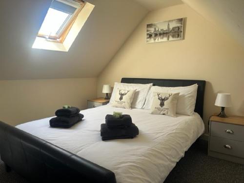 Posteľ alebo postele v izbe v ubytovaní Rowan Cottage Wanlockhead Dumfries & Galloway