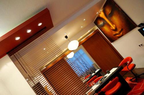 Sofia Zen - on Metro, ultra fast Wi-Fi