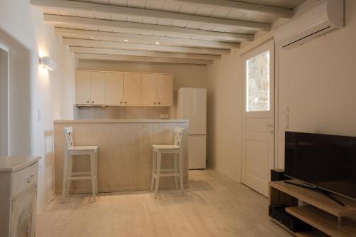 Amaris Mykonian Residenceにあるキッチンまたは簡易キッチン