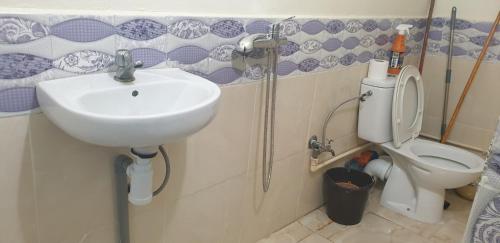 Koupelna v ubytování APARTAMENTOS NASSIRi