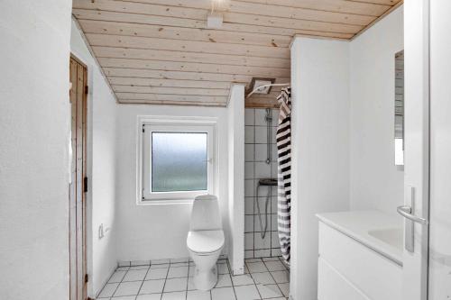 Koupelna v ubytování Einladendes Poolhaus Mit Meerblick - Einladendes Poolhaus Mit Meerblick