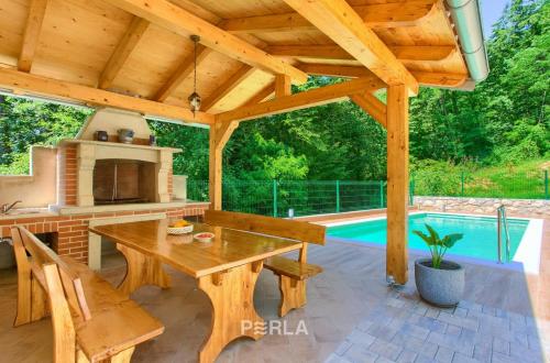 Cozy stone house CAPREE with pool – Photos 5