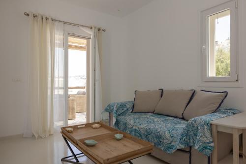 Amaris Mykonian Residenceにあるシーティングエリア