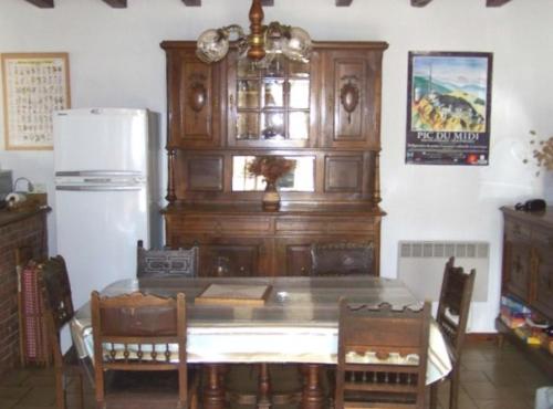 Photo de la galerie de l'établissement Braserade H - Seignosse agréable villa landaise sur jardin clos proche des plages et du golf, à Seignosse