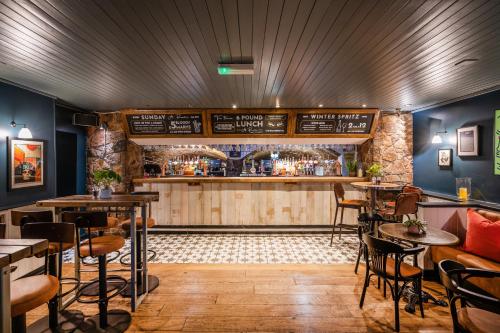 Lounge nebo bar v ubytování The Clifton Hotel Bristol