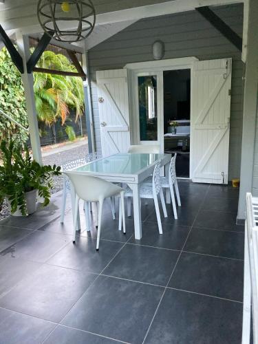 Charmante maison avec jacuzzi à Saint-François
