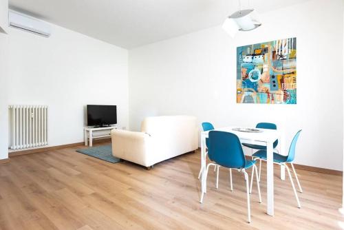 Modern new apartment near Corso Sempione