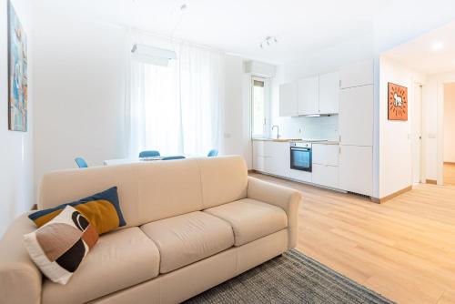 Modern new apartment near Corso Sempione
