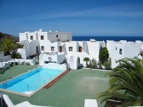 una imagen de una villa con piscina en Aguas Verdes, en Valle de Santa Inés