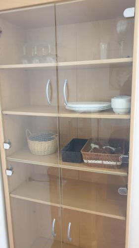  Residencia Aldosa -  Room  picture :   Shower    Bath    TV                           