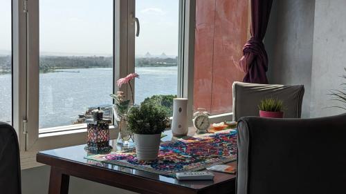 Výhled na řeku, která protéká v blízkosti apartmánu