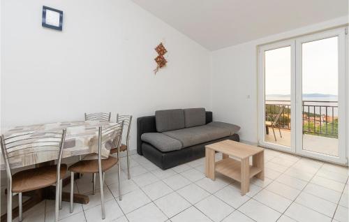 3 Bedroom Cozy Home In Rabac