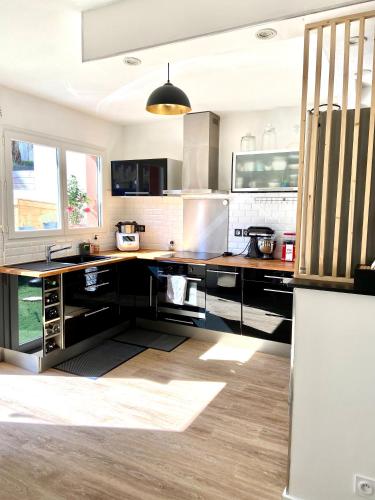 Photo de la galerie de l'établissement Maison 105 m2 3 chambres océan à 5 min situé à Labenne proche Hossegor, à Labenne