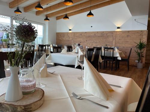 Gallery image of Hotel Gaststätte Weinbrücke in Kulmbach