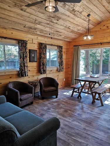 The Pines Cottage Resort – Photos 4