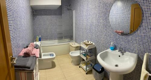 Koupelna v ubytování Apartamentos Wei