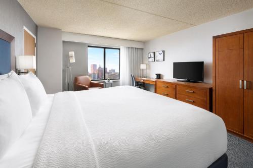 Cama o camas de una habitación en Courtyard by Marriott Atlantic City Beach Block