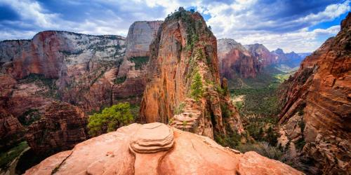 a view of the grand canyon from the top of a cliff at Pecan Point by KABINO Mountain Trail Access Foosball Table Private Yard Firepit WiFi Grill in Hurricane