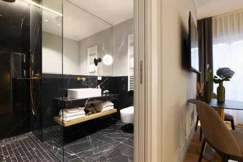PRESTIGE BOUTIQUE APARTHOTEL - Piazza Duomo View photo 12