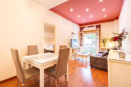 Justino Triana Suite By Valcambre