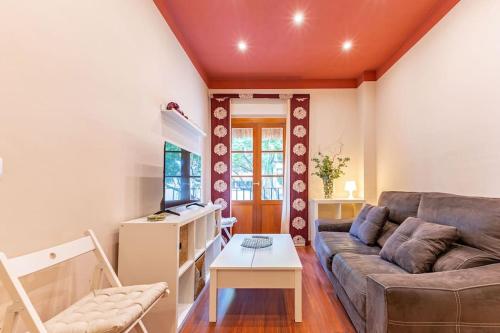 Justino Triana Suite By Valcambre