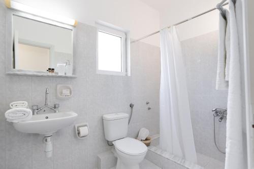 Koupelna v ubytování Emerald Hotel Leros
