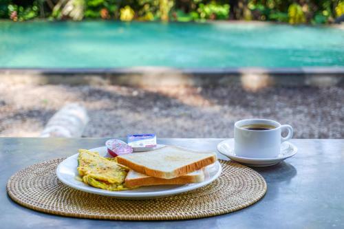 Jídlo v rezortu nebo okolí