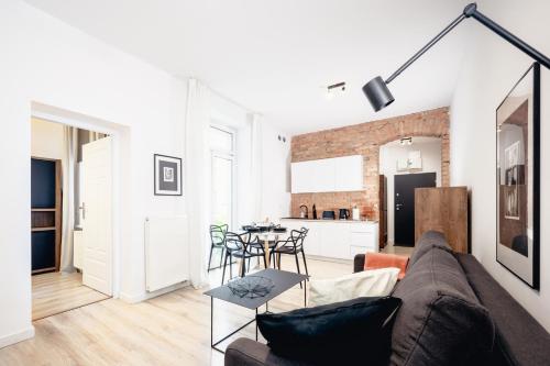 Foto Apartamenty Pamiątkowa 11, 2 rooms, self check in 24h 1