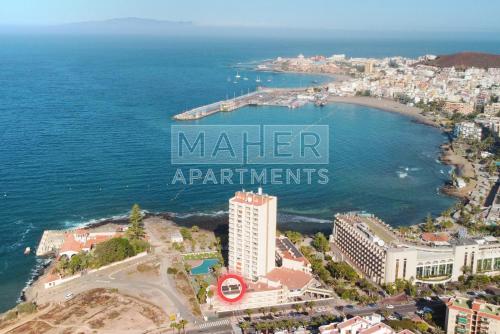 Modern apartment with stunning ocean and pool view