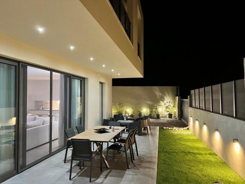 LUXURY VILLA SEVEN Skiathos Town