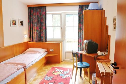Postel nebo postele na pokoji v ubytování Familienparadies Reichenhauser