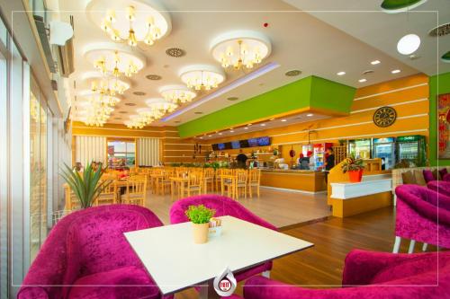Restaurace v ubytování NBT Hotel Reps