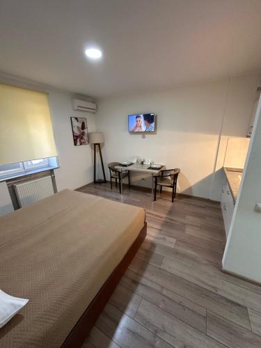Smart Apartにあるテレビまたはエンターテインメントセンター