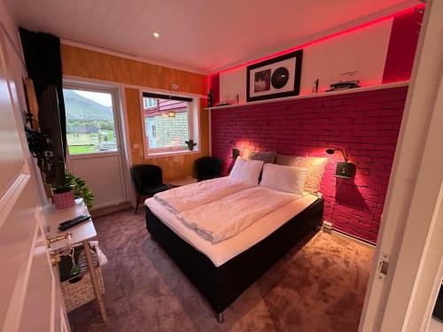 เตียงในห้องที่ Rødseth gårdsovernatting Dobbeltrom