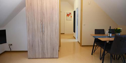 Ferienappartements inTOuRにあるテレビまたはエンターテインメントセンター