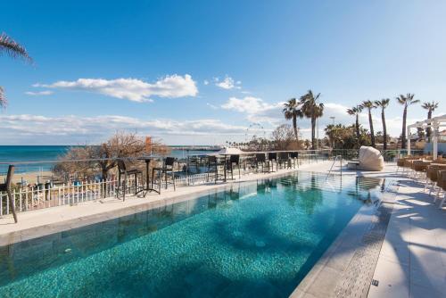 ALOHA MARINA Private APARTMENT 1st line Ocean Beach CARIHUELA