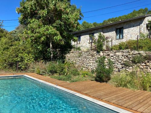 Belle de Nuit - Gîte en Ardèche avec piscine et vue