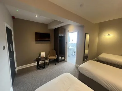 Fenwick Sunrise Hotel photo 4