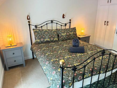 Cama o camas de una habitación en Foxy View in Dingle Town!