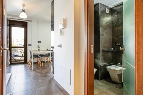 Ένα μπάνιο στο Apartments Alba