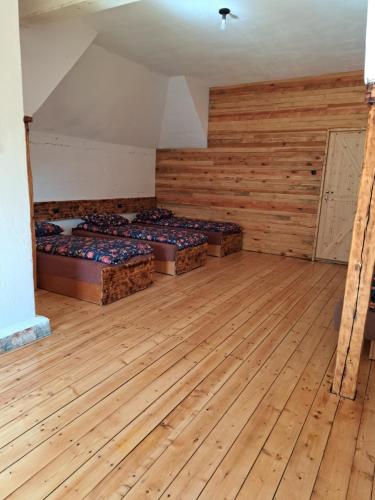 Postel nebo postele na pokoji v ubytování Chatka Kurki