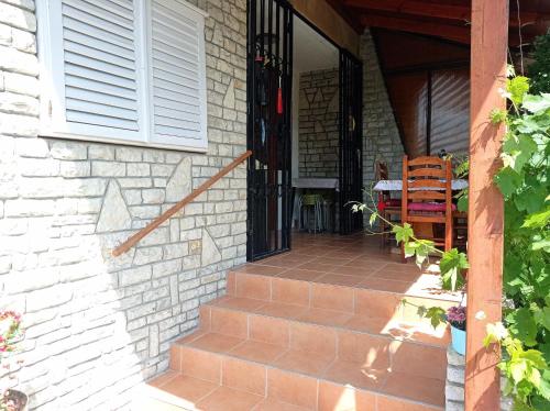 Nosztalgia Apartman Balatonkenese 8174 Balatonkenese, 34 Alkotmány utca kép - 3