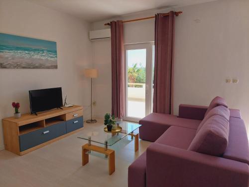 Gallery image of Apartments Donadic III, Caska in Novalja