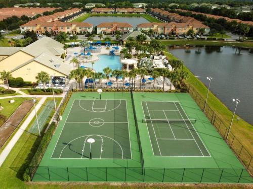 6Br 6Bath Pvt Home Pool 10min Disney 3282ft photo 40
