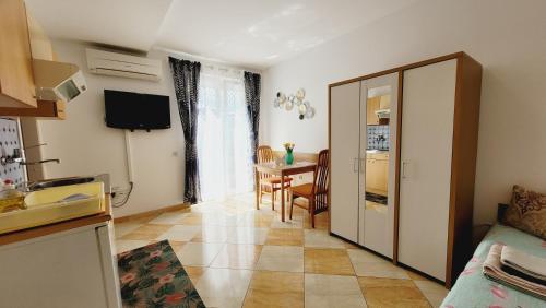 Apartments Anita in Villa Esperia